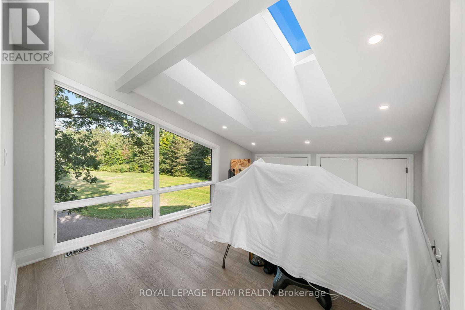 2318 Summerside Drive, Ottawa, Ontario  K4M 1B4 - Photo 38 - X12404457