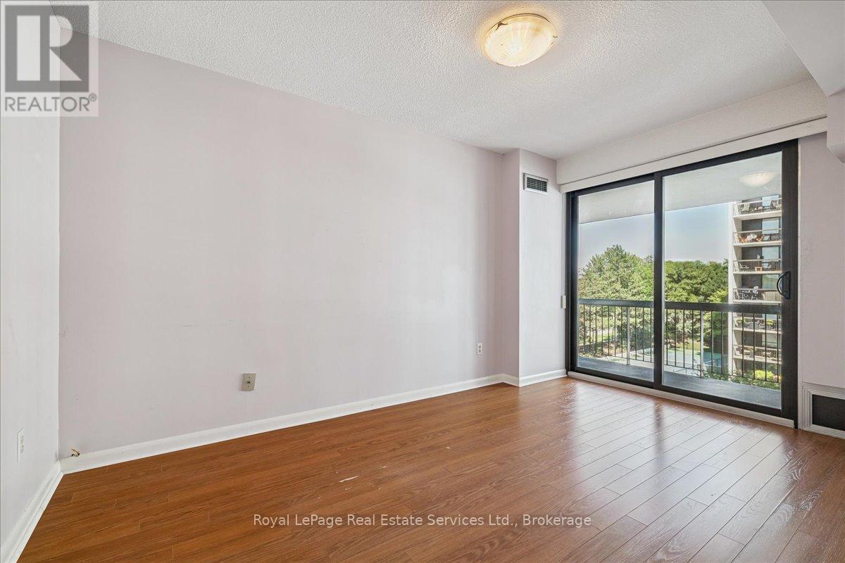 508 - 2185 Marine Drive, Oakville, Ontario  L6L 5L6 - Photo 13 - W12404347