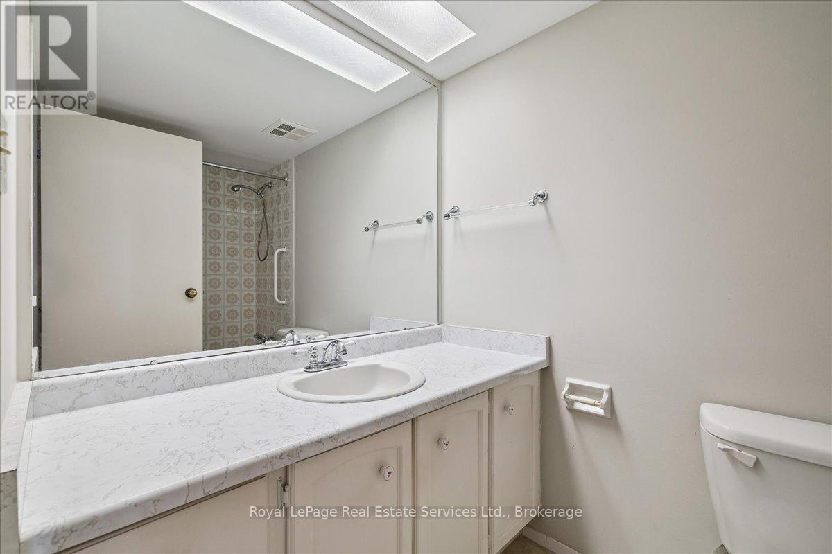 508 - 2185 Marine Drive, Oakville, Ontario  L6L 5L6 - Photo 25 - W12404347