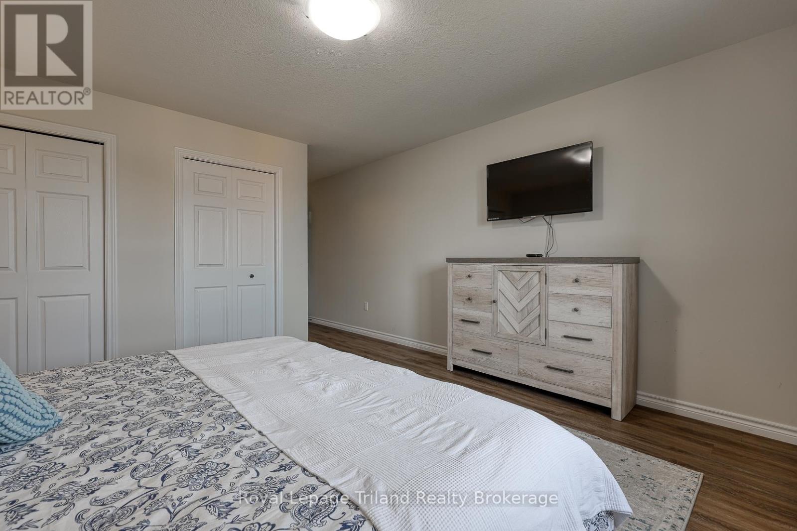 34 Tartan Drive, Zorra, Ontario  N0J 1J0 - Photo 17 - X12404359