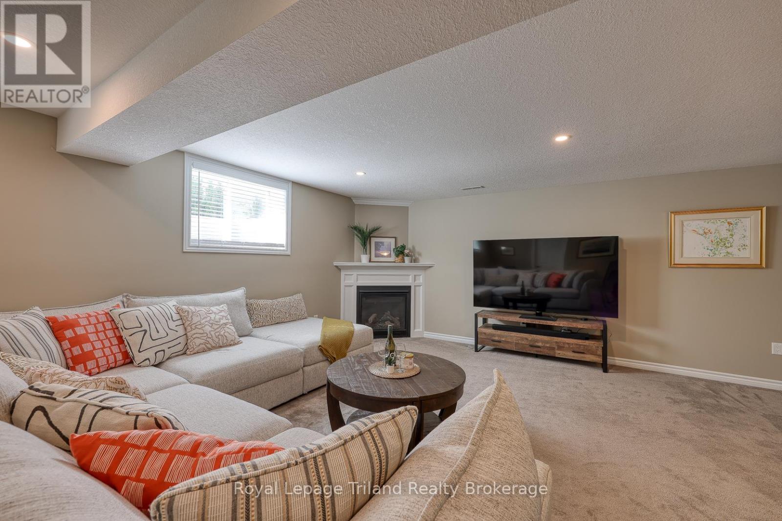 34 Tartan Drive, Zorra, Ontario  N0J 1J0 - Photo 22 - X12404359