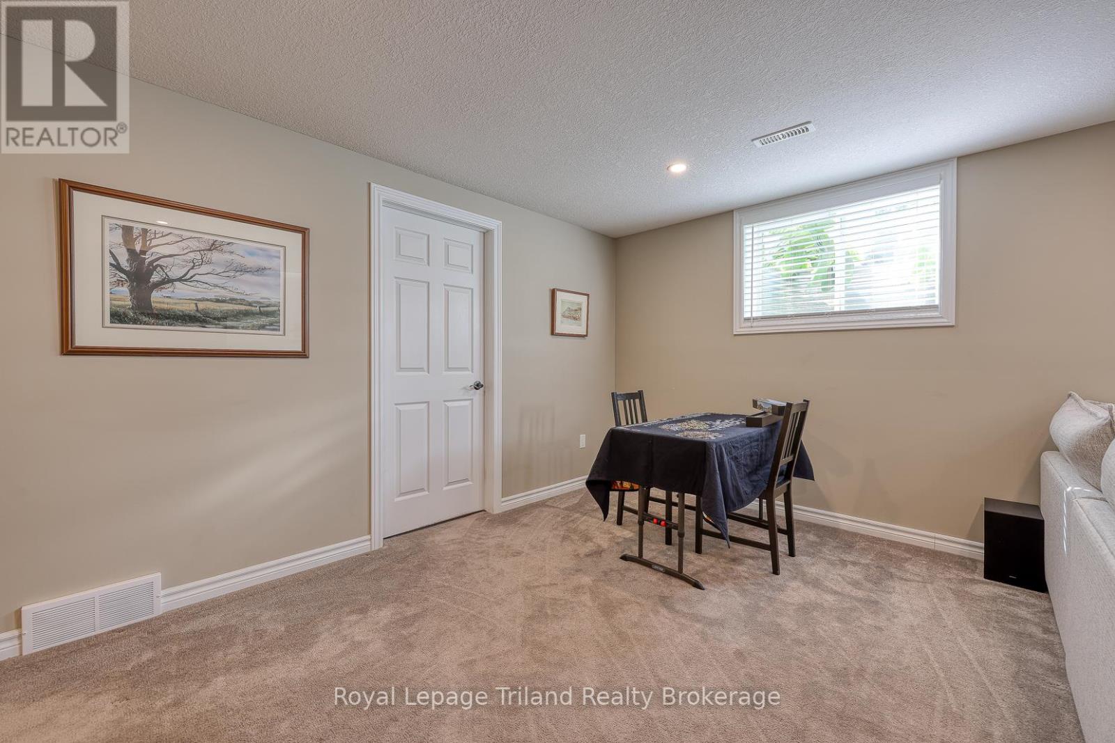 34 Tartan Drive, Zorra, Ontario  N0J 1J0 - Photo 25 - X12404359