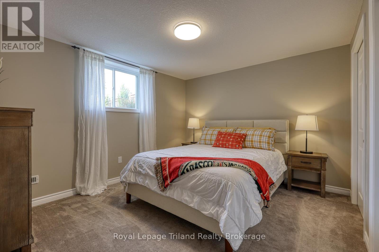 34 Tartan Drive, Zorra, Ontario  N0J 1J0 - Photo 28 - X12404359