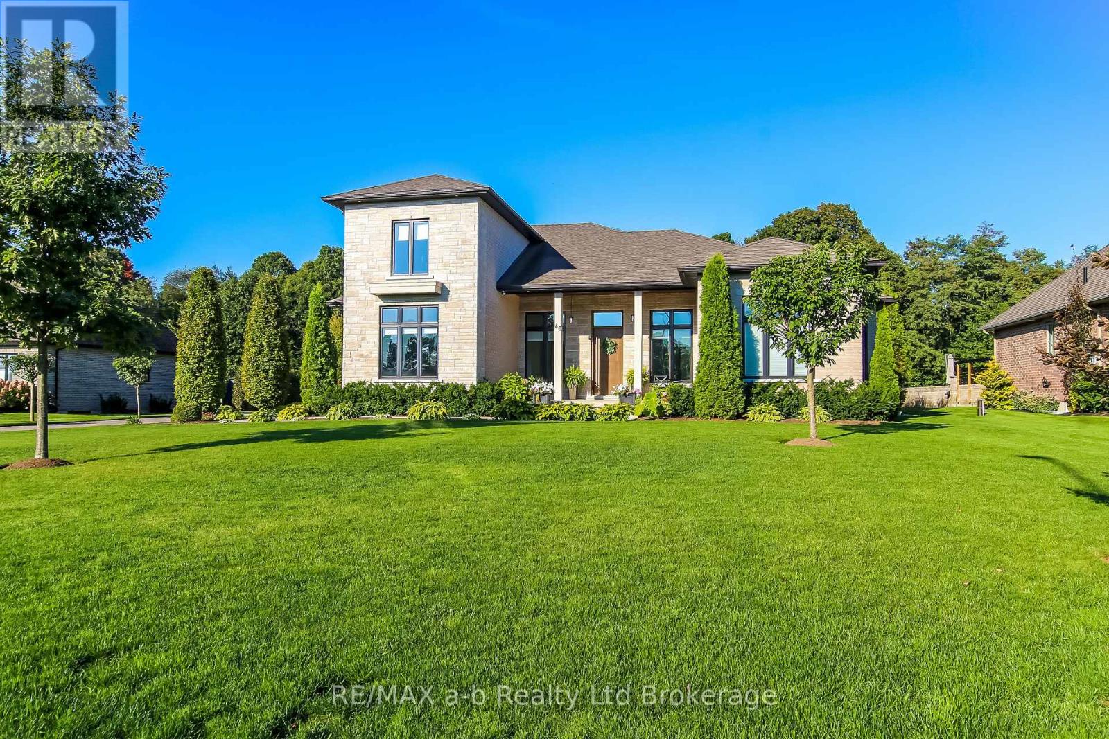 48 Otterview Drive, Norwich, Ontario  N0J 1R0 - Photo 2 - X12404493