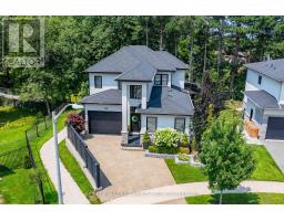 26 Olde School Court, St. Catharines (Lakeport), Ca
