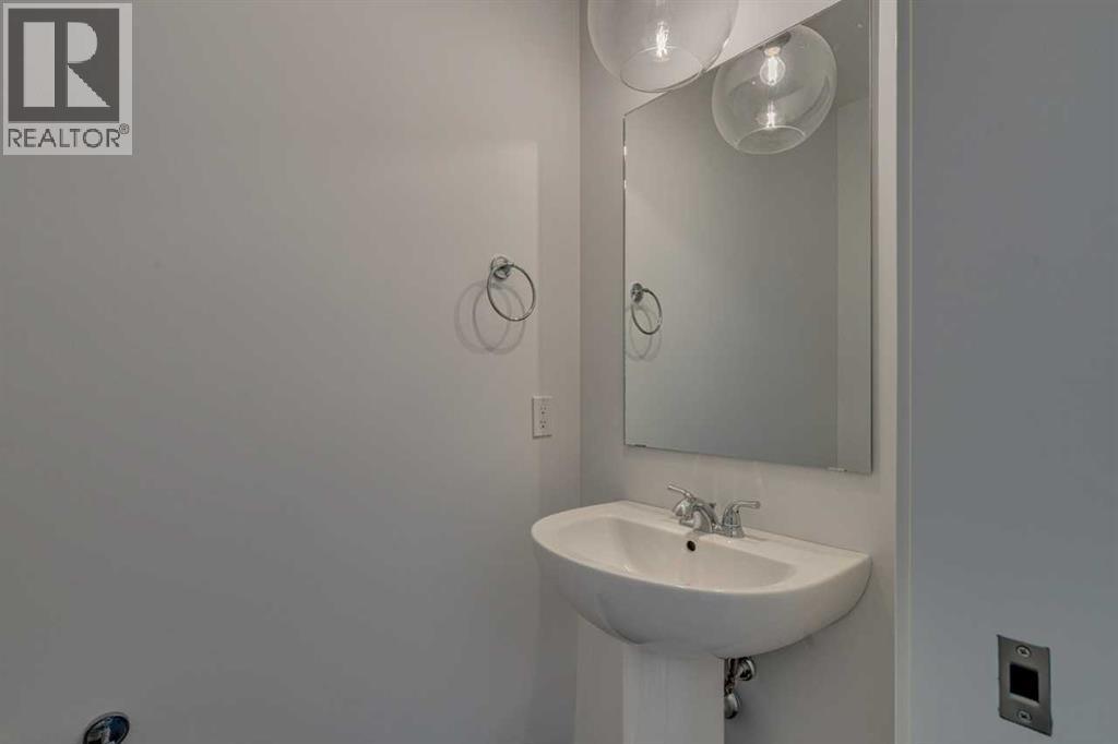 839 Bayview Terrace Sw, Airdrie, Alberta  T4B 4G2 - Photo 26 - A2205644