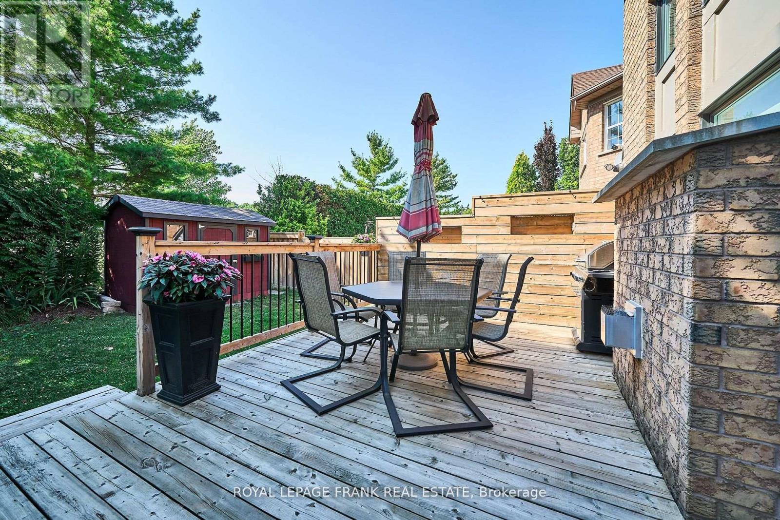 54 Gartshore Drive, Whitby, Ontario  L1P 1N6 - Photo 40 - E12404416