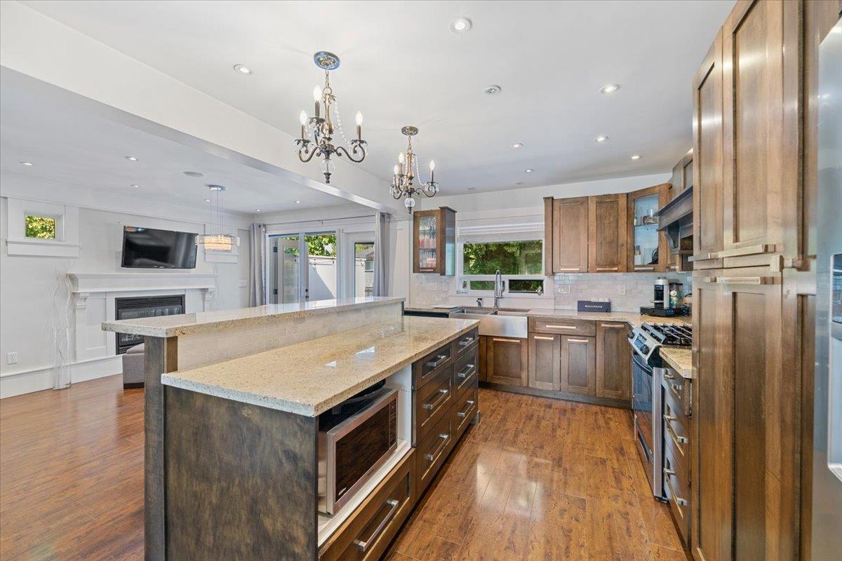 15229 111a Avenue, Surrey, British Columbia  V3R 0G4 - Photo 11 - R3047715