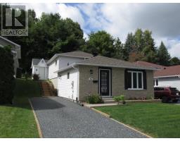 36 Hergott Ave, Elliot Lake, Ca