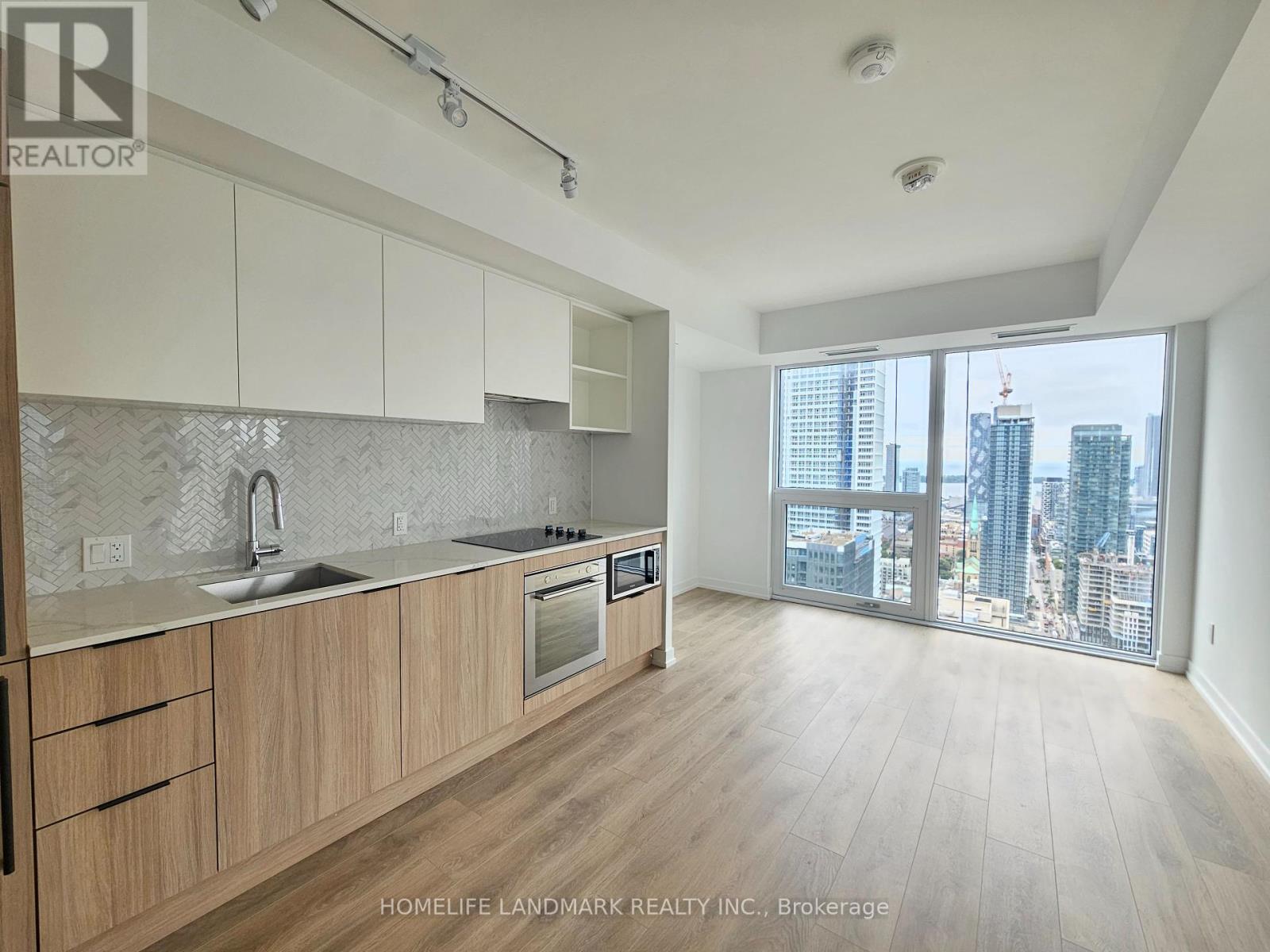 Lph07 - 82 Dalhousie Street, Toronto, Ontario  M5B 0C5 - Photo 8 - C12404312