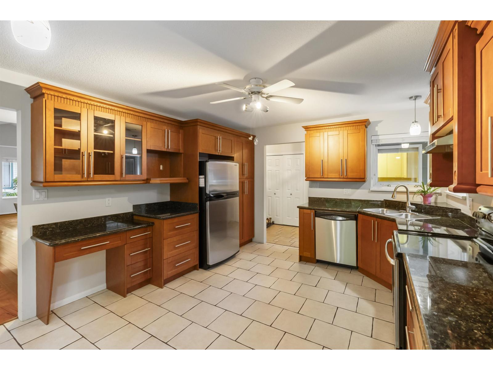115 10172 141 Street, Surrey, British Columbia  V3T 4P6 - Photo 4 - R3047720
