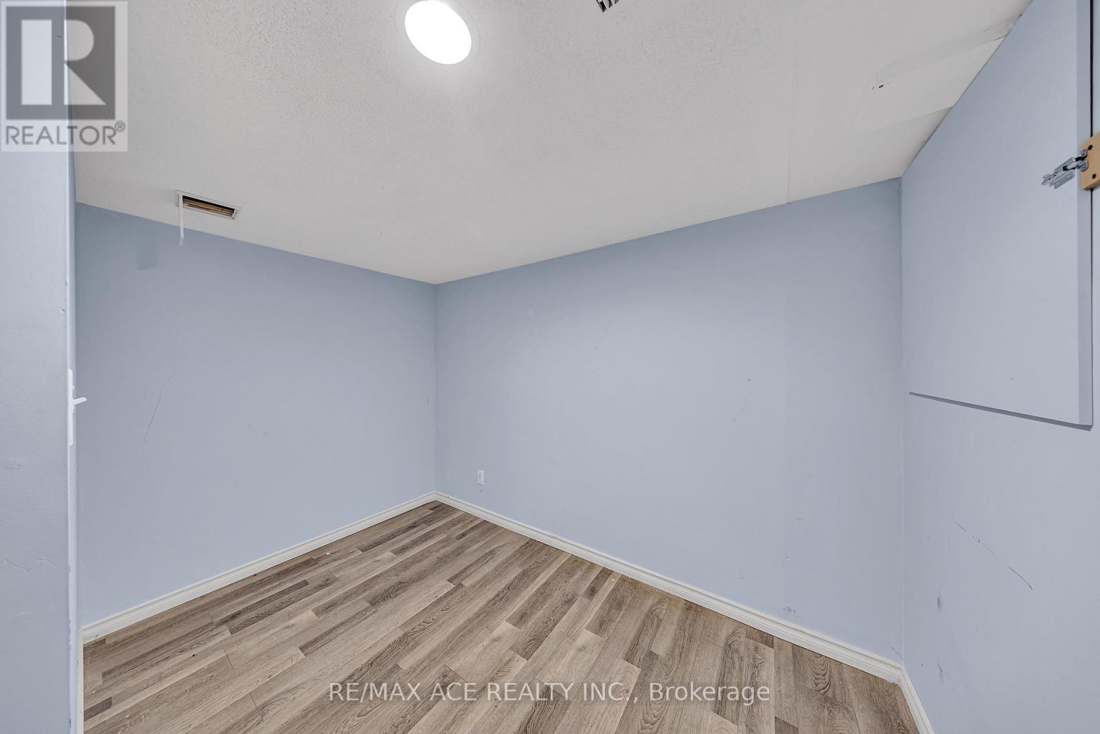 3 Hogan Drive, Toronto (Woburn), Ontario  M1G 2H1 - Photo 30 - E12404310