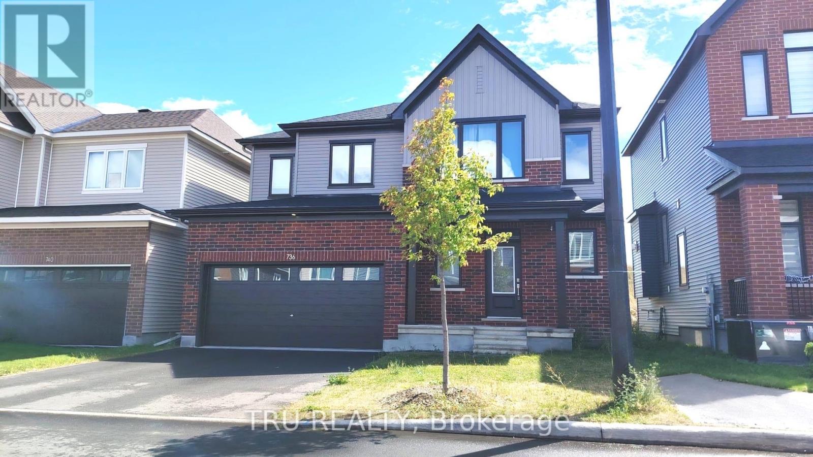 736 EMINENCE STREET, Ottawa, Ontario