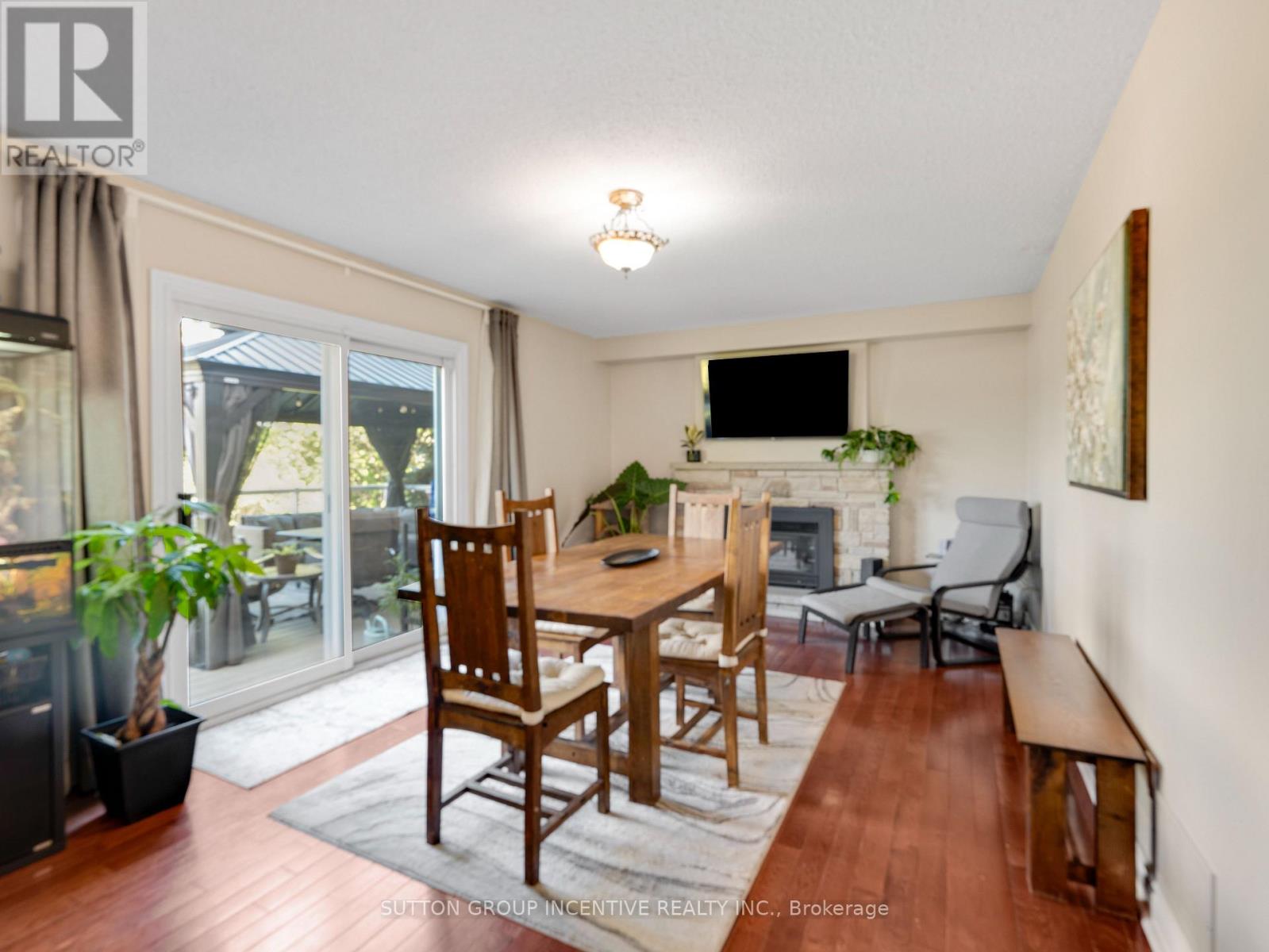 Property at 412 ORSI AVENUE image 5