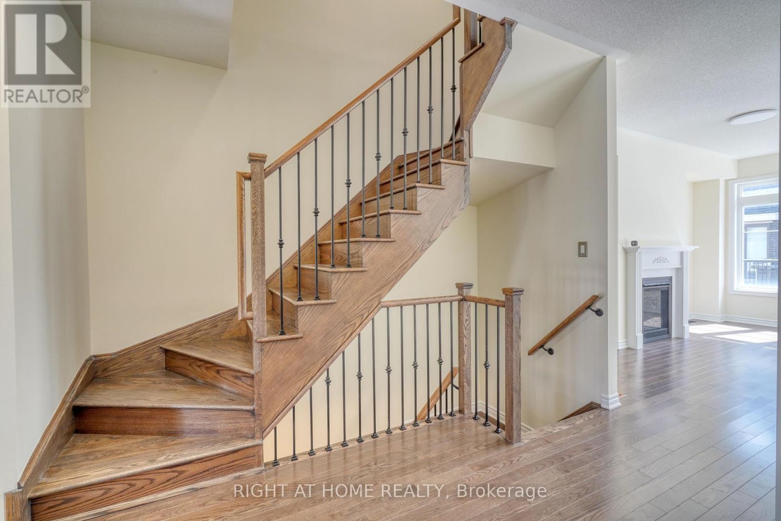 53 Sandwell Street, Vaughan, Ontario  L4H 4R2 - Photo 18 - N12404299