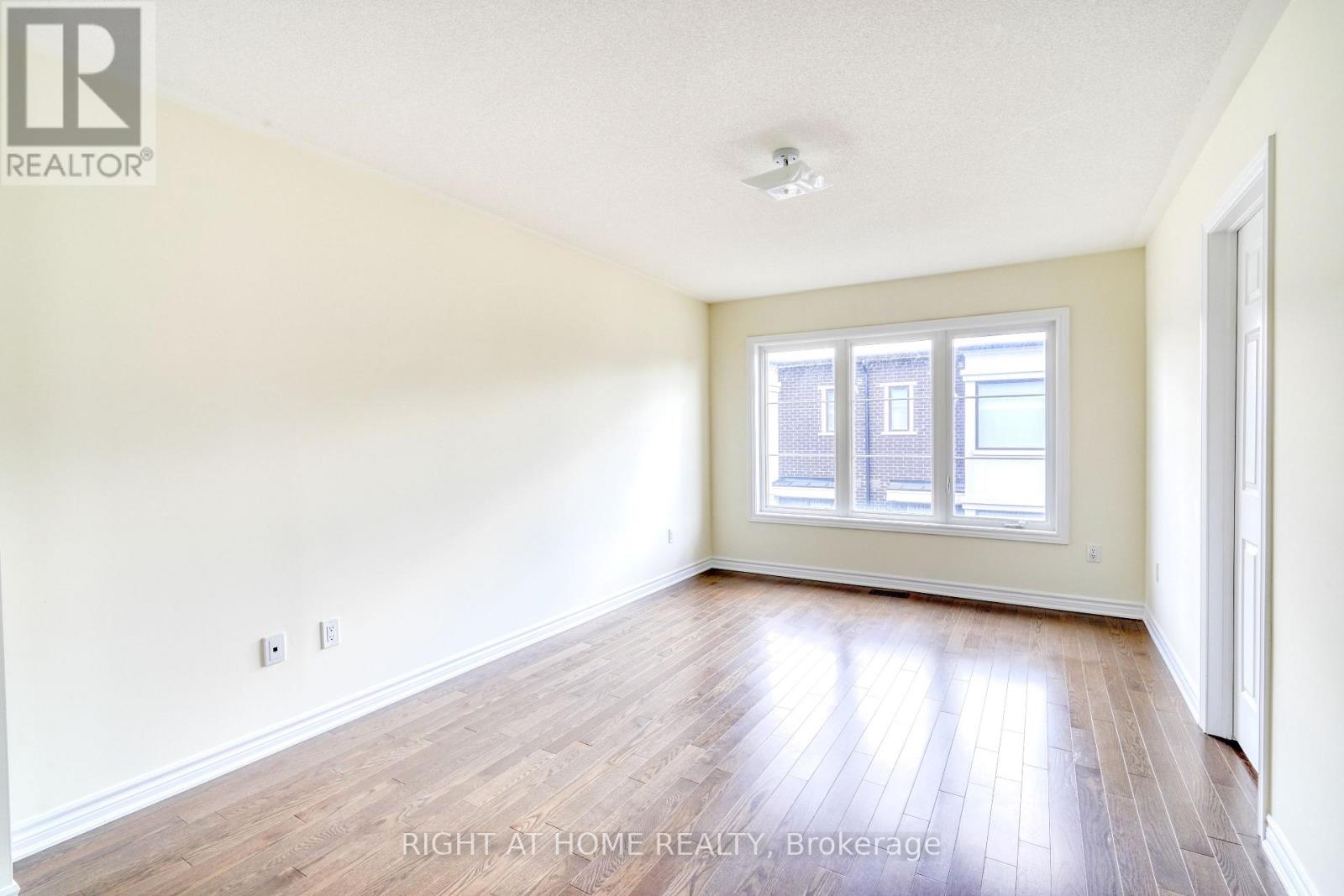 53 Sandwell Street, Vaughan, Ontario  L4H 4R2 - Photo 21 - N12404299