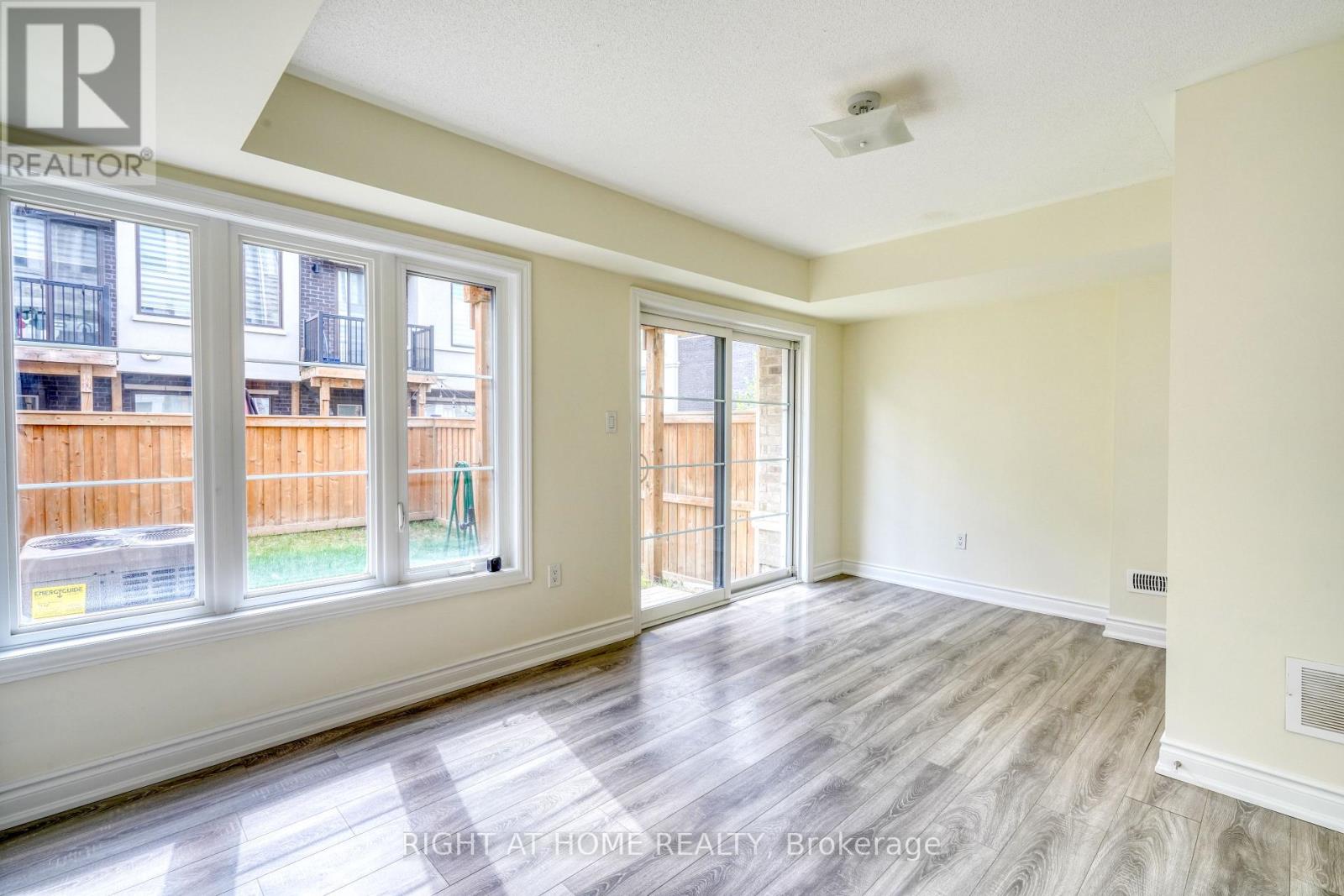 53 Sandwell Street, Vaughan, Ontario  L4H 4R2 - Photo 32 - N12404299