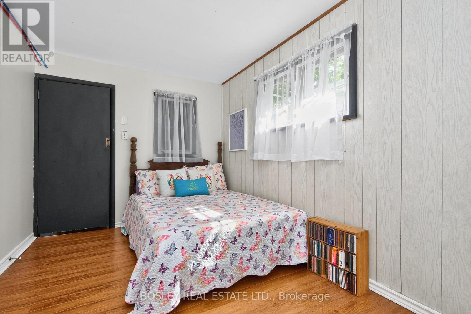 18 Tiny Beaches Road S, Tiny, Ontario  L0L 2J0 - Photo 15 - S12404329