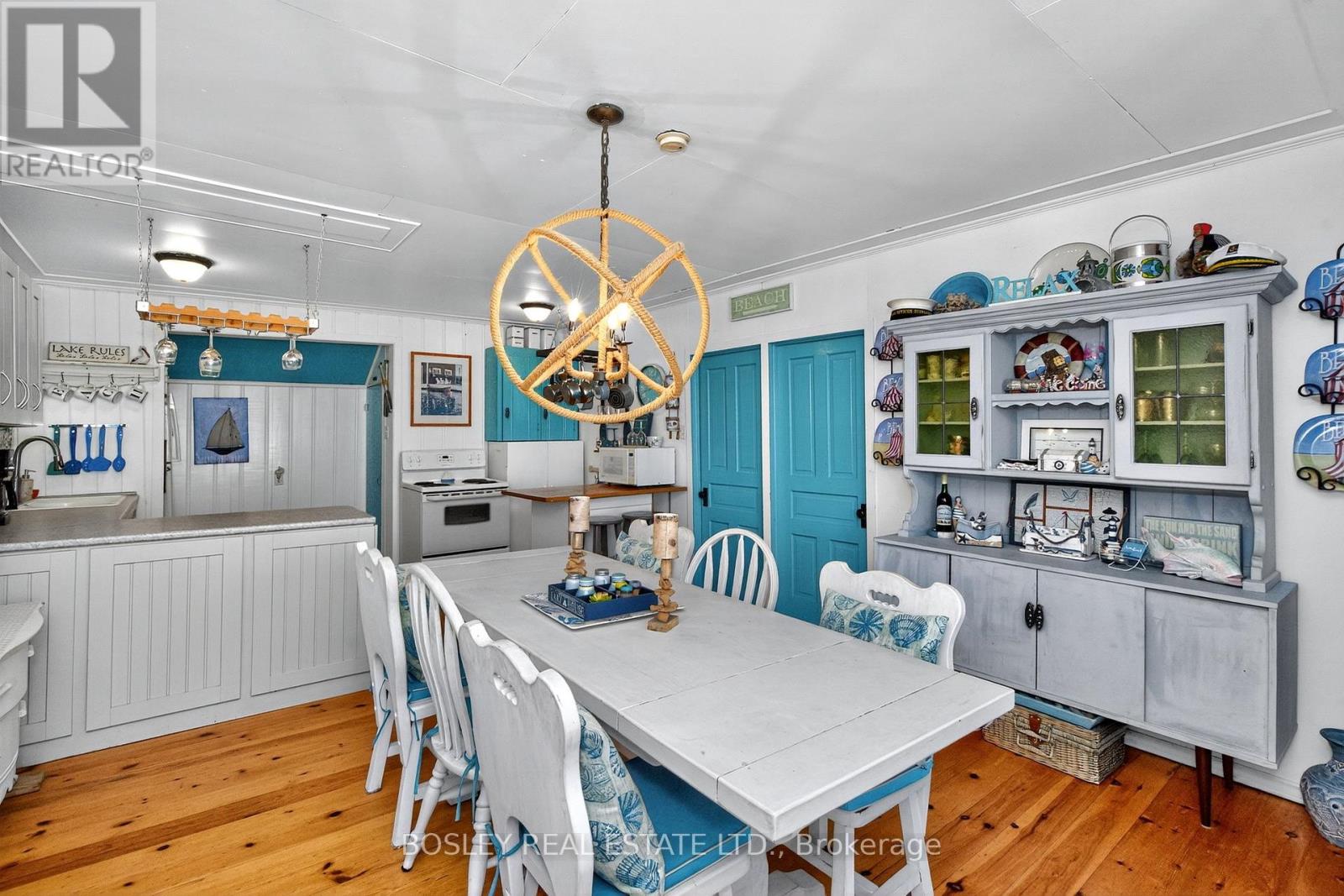 18 Tiny Beaches Road S, Tiny, Ontario  L0L 2J0 - Photo 19 - S12404329