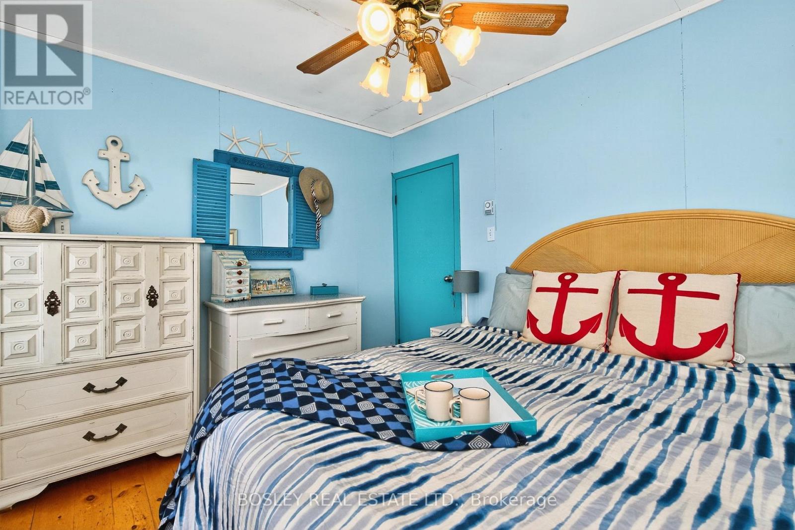 18 Tiny Beaches Road S, Tiny, Ontario  L0L 2J0 - Photo 25 - S12404329