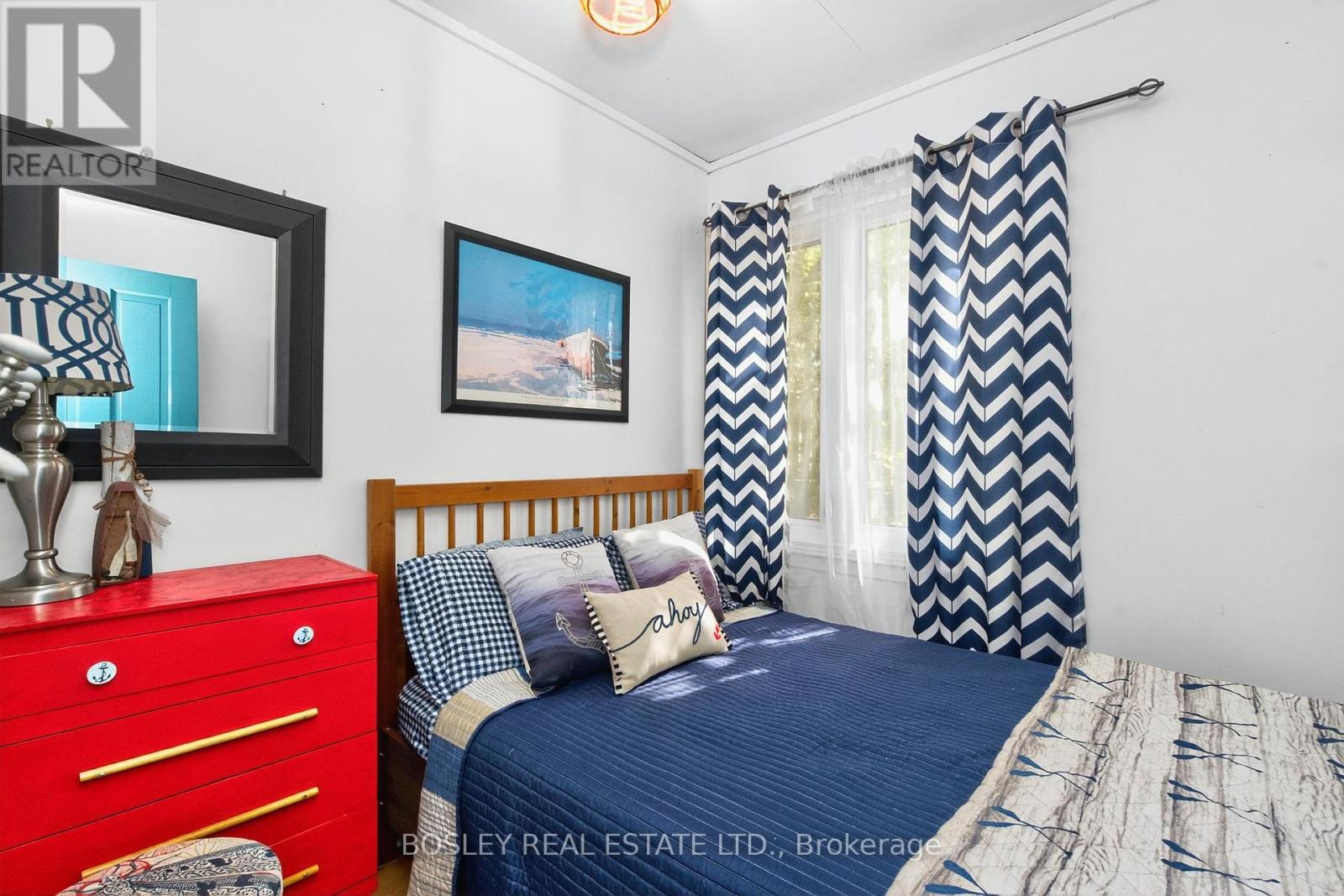 18 Tiny Beaches Road S, Tiny, Ontario  L0L 2J0 - Photo 26 - S12404329