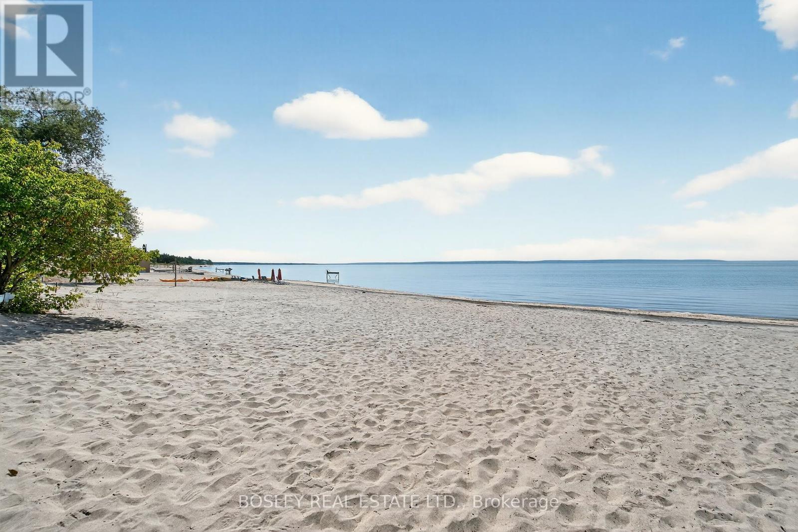 18 Tiny Beaches Road S, Tiny, Ontario  L0L 2J0 - Photo 34 - S12404329