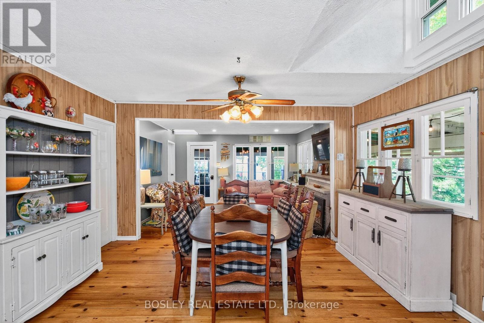 18 Tiny Beaches Road S, Tiny, Ontario  L0L 2J0 - Photo 38 - S12404329