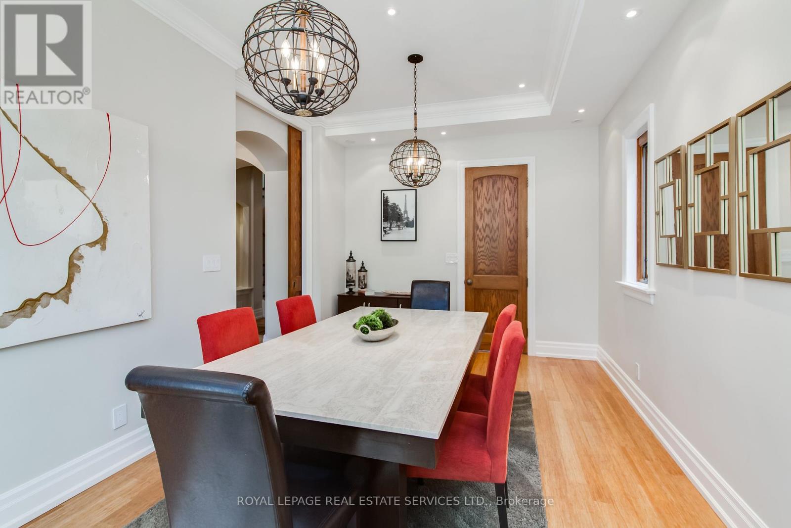 441 Oriole Parkway, Toronto (Yonge-Eglinton), Ontario  M5P 2H7 - Photo 7 - C12404506