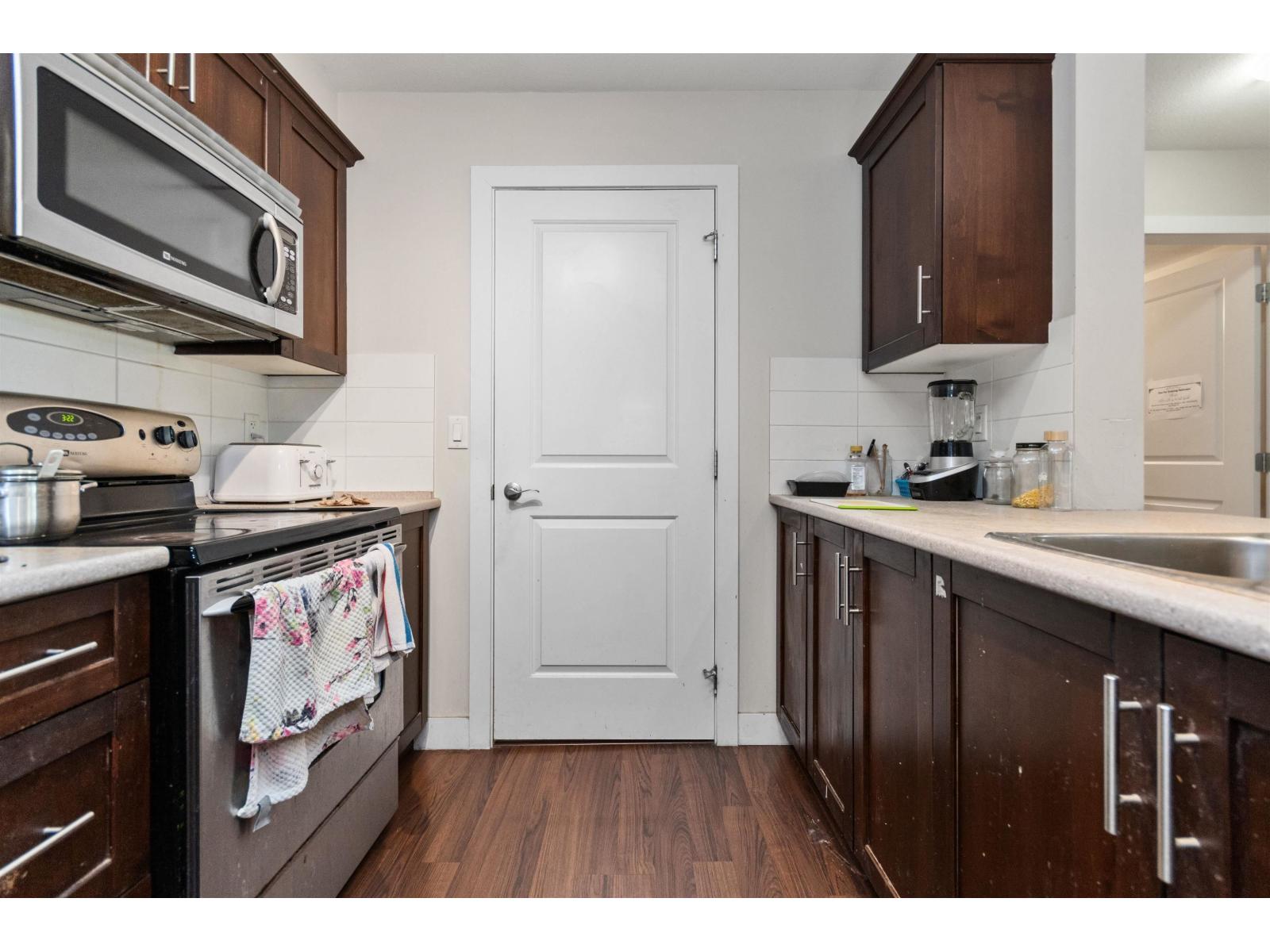 212 46150 Bole Avenue, Chilliwack Proper East, Chilliwack, British Columbia  V2P 0B7 - Photo 3 - R3047350