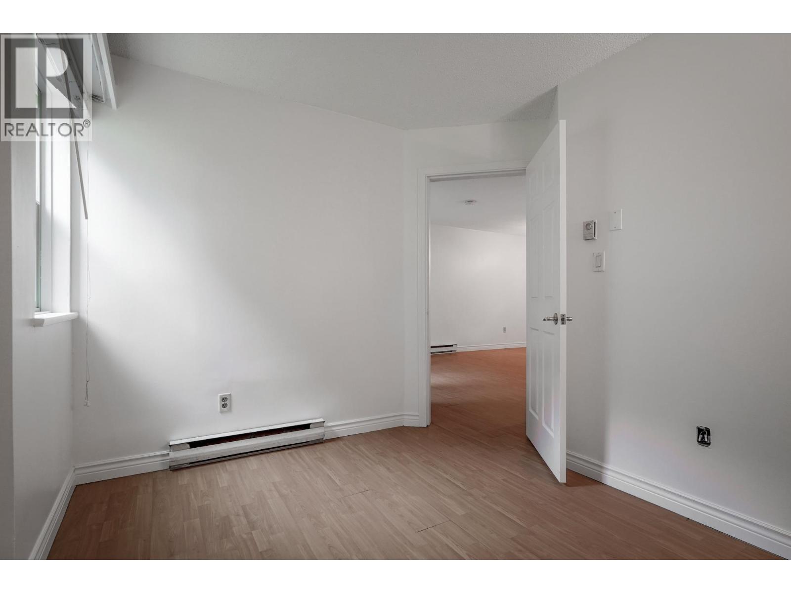 104 9857 Manchester Drive, Burnaby, British Columbia  V3N 4P5 - Photo 11 - R3047629