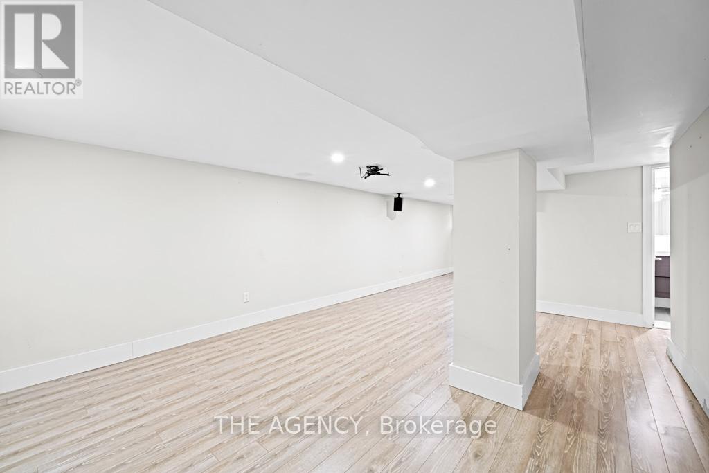 26 Gatwick Avenue, Toronto, Ontario  M4C 1W3 - Photo 18 - E12404384