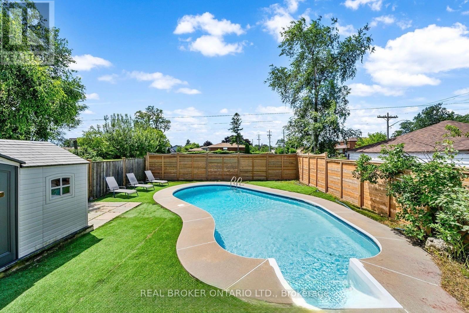 Property at 54 TOWER DRIVE image 2
