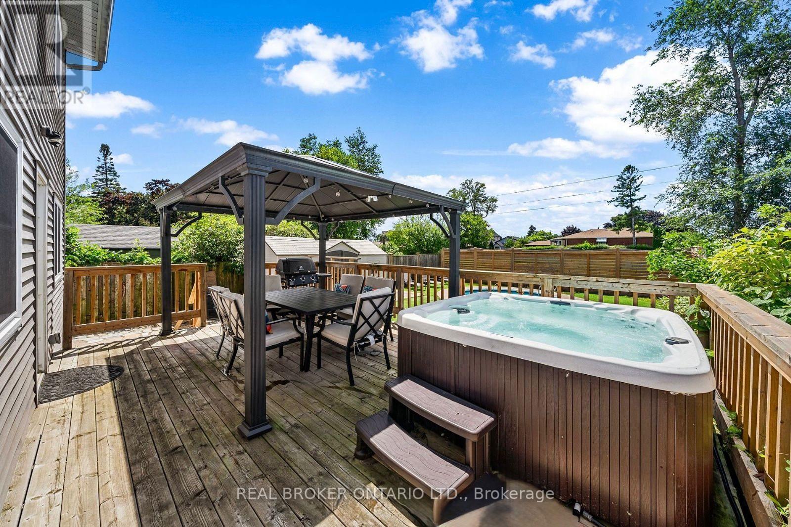 Property at 54 TOWER DRIVE image 3