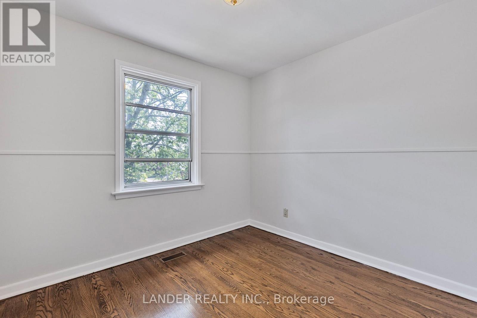 80 Minerva Avenue, Toronto, Ontario  M1M 1V5 - Photo 18 - E12404440