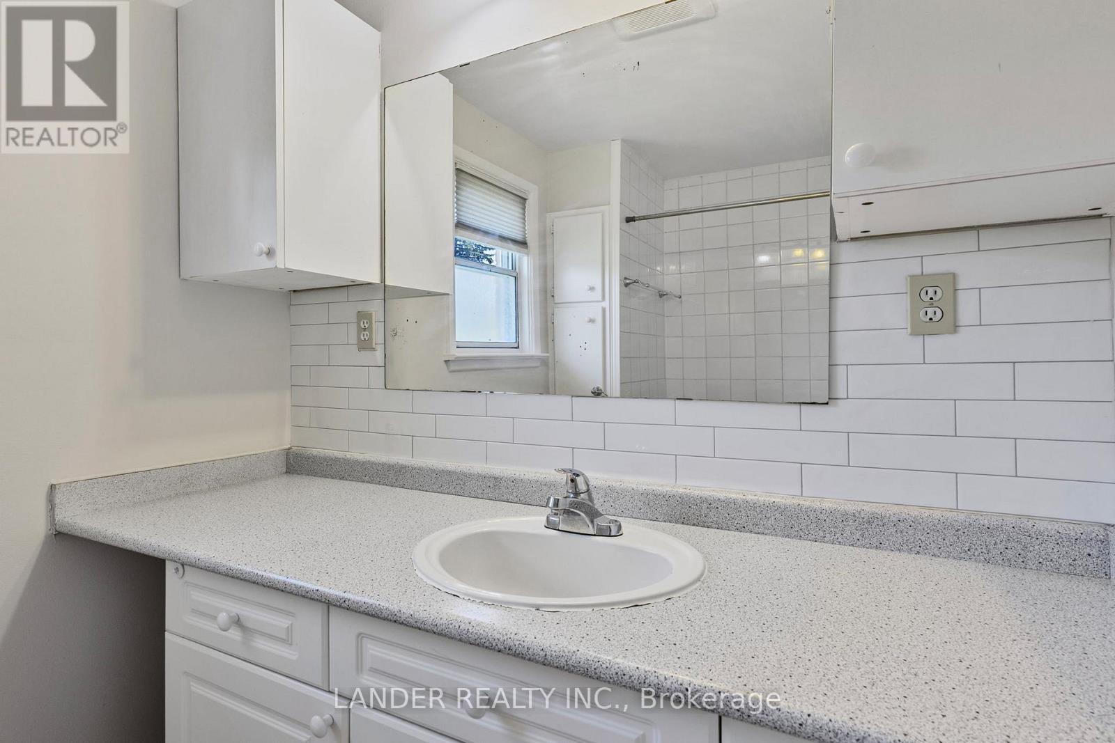 80 Minerva Avenue, Toronto, Ontario  M1M 1V5 - Photo 20 - E12404440