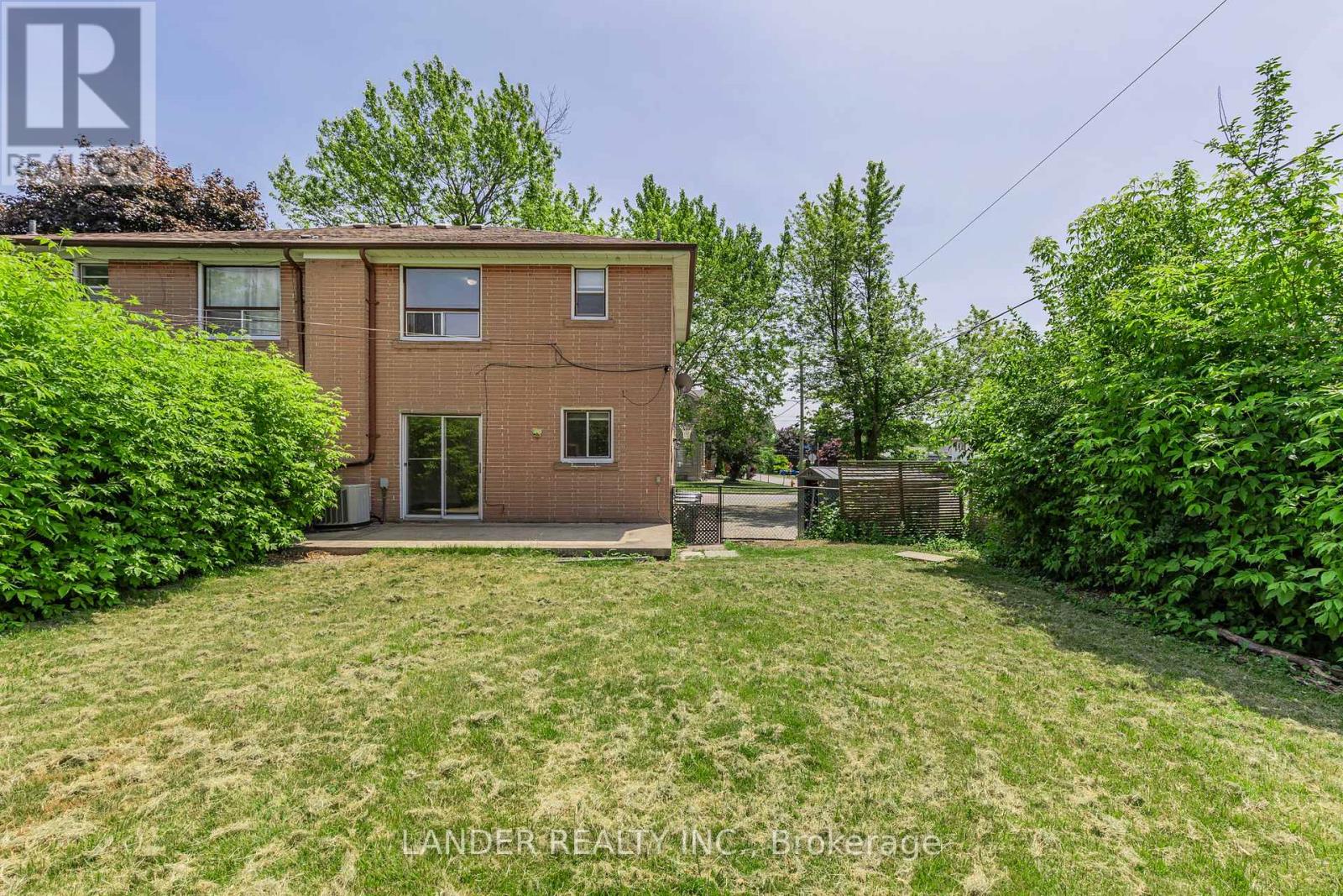 80 Minerva Avenue, Toronto, Ontario  M1M 1V5 - Photo 28 - E12404440