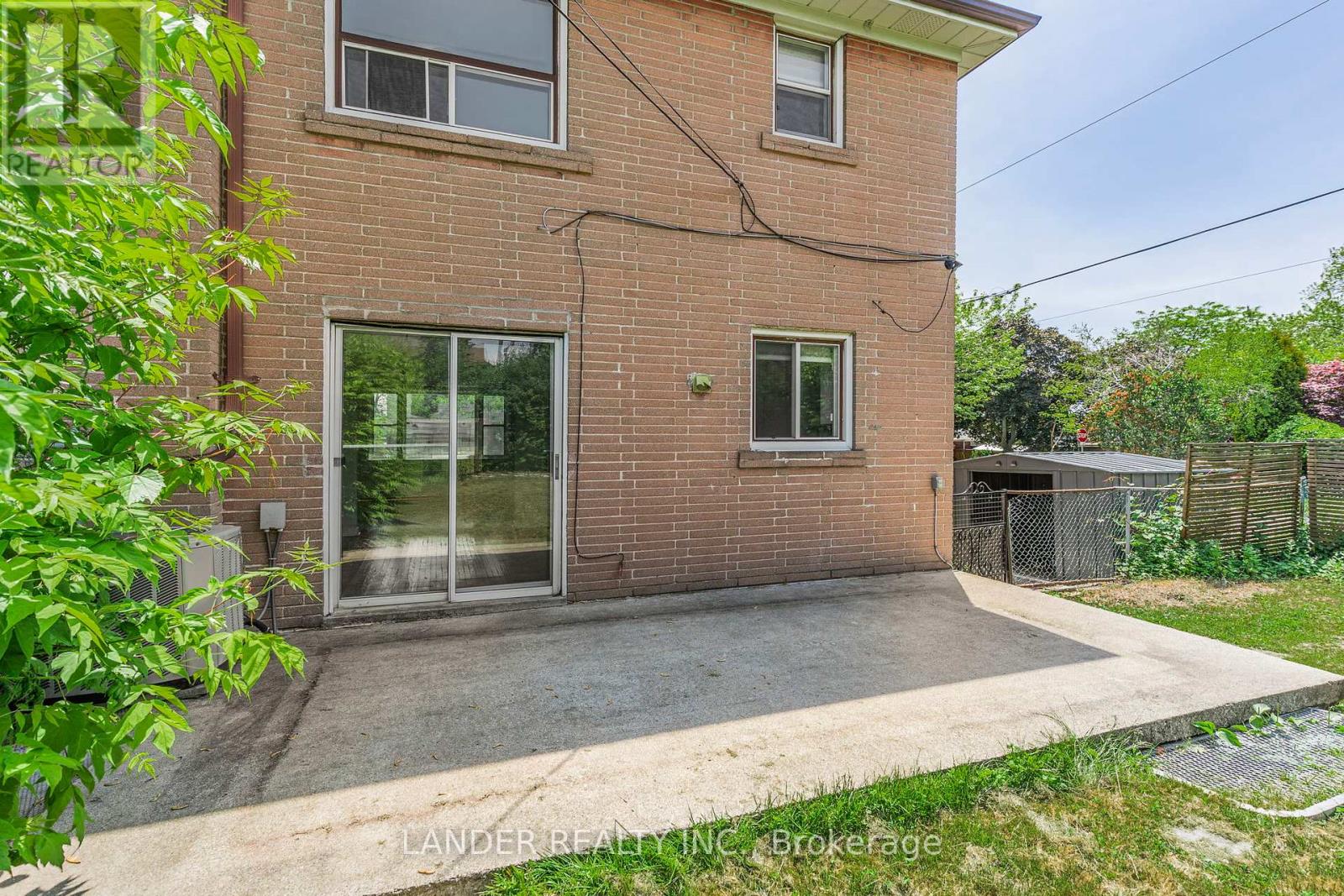 80 Minerva Avenue, Toronto, Ontario  M1M 1V5 - Photo 33 - E12404440