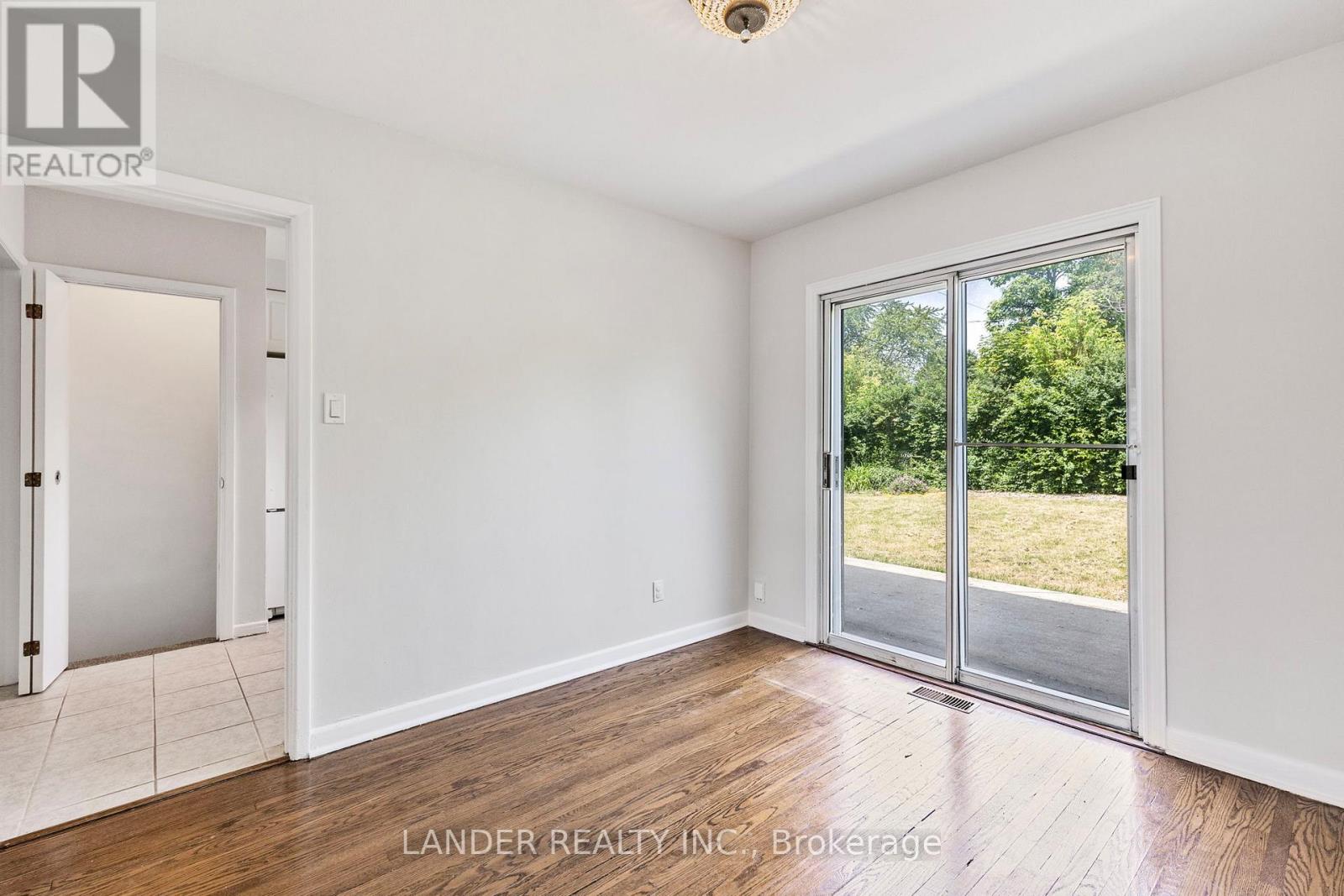 80 Minerva Avenue, Toronto, Ontario  M1M 1V5 - Photo 7 - E12404440
