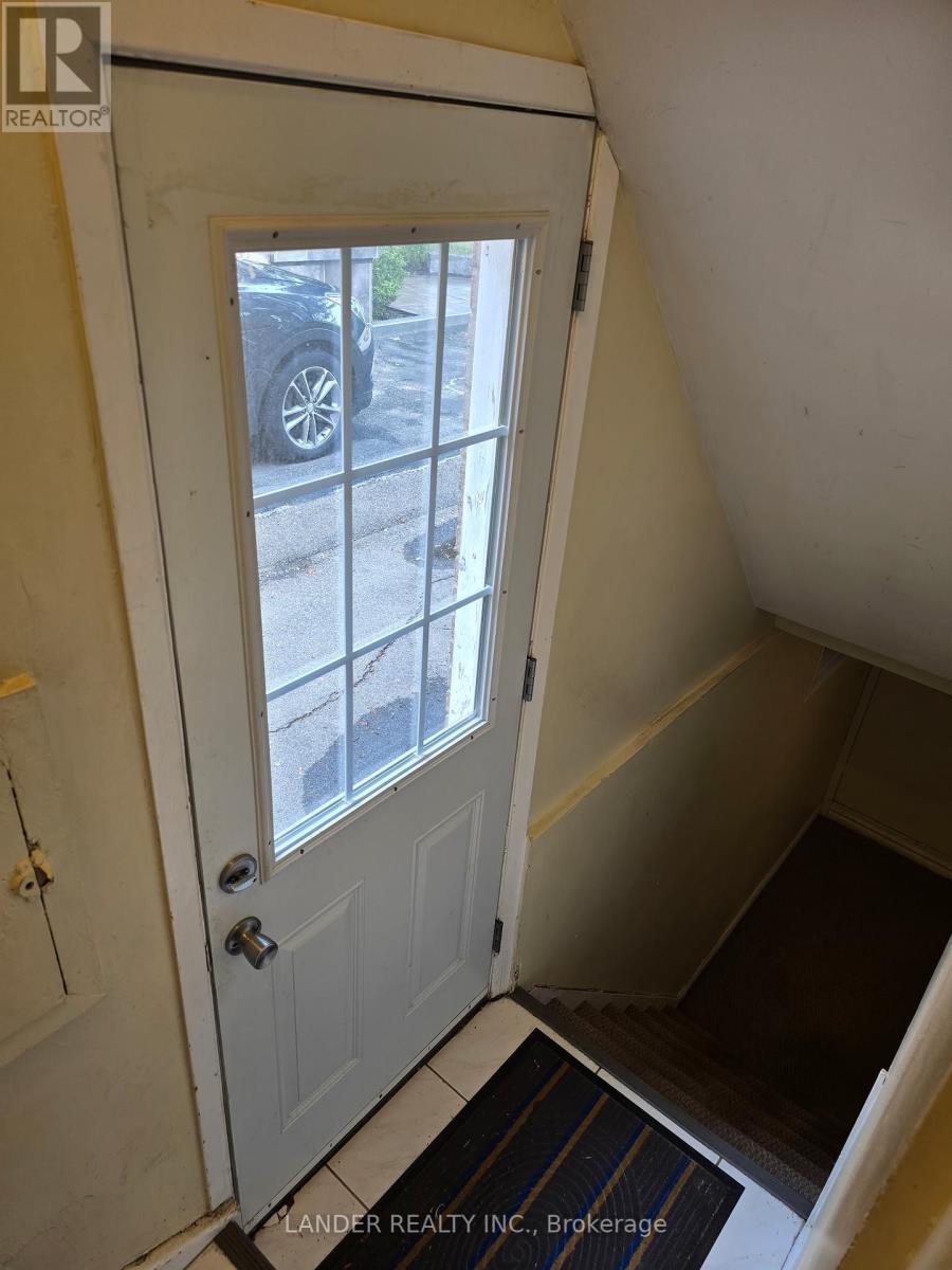 82 Minerva Avenue, Toronto, Ontario  M1M 1V5 - Photo 15 - E12404456