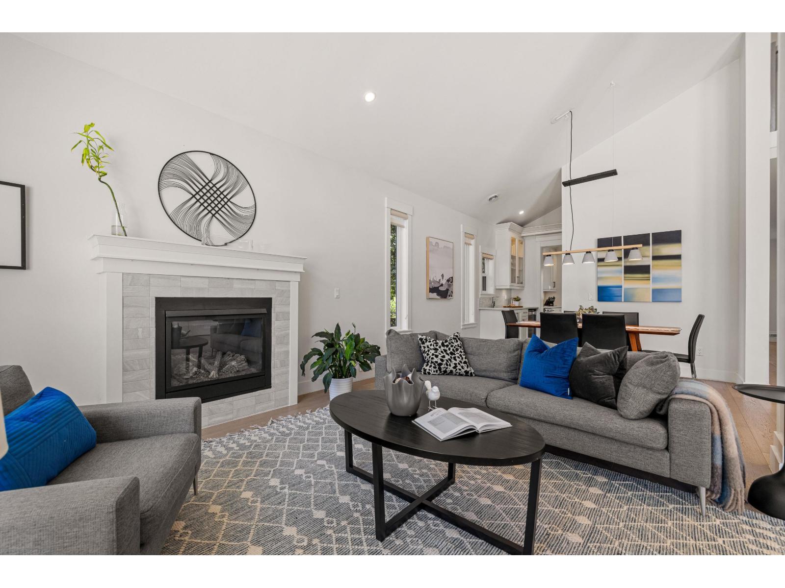 1571 136 Street, Surrey, British Columbia  V4A 5H3 - Photo 2 - R3047605