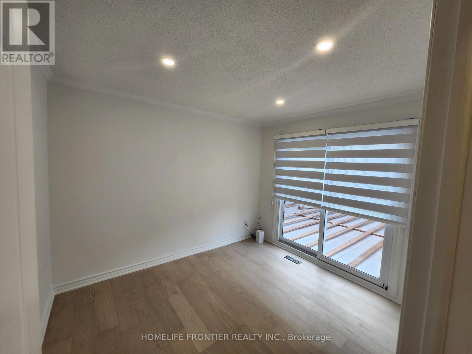 Main + Basement - 759 Bloor Street, Mississauga, Ontario  L4Y 2M7 - Photo 16 - W12404298
