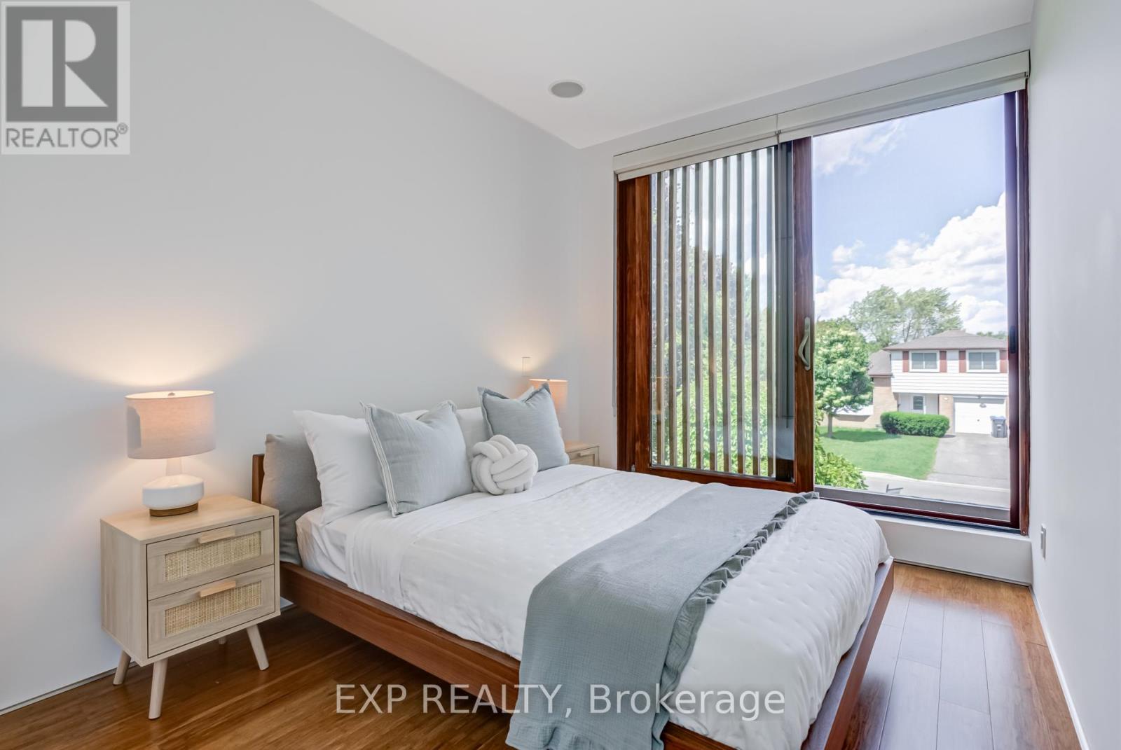 26 Richmond Drive, Brampton (Brampton East), Ontario  L6W 2E9 - Photo 23 - W12404306