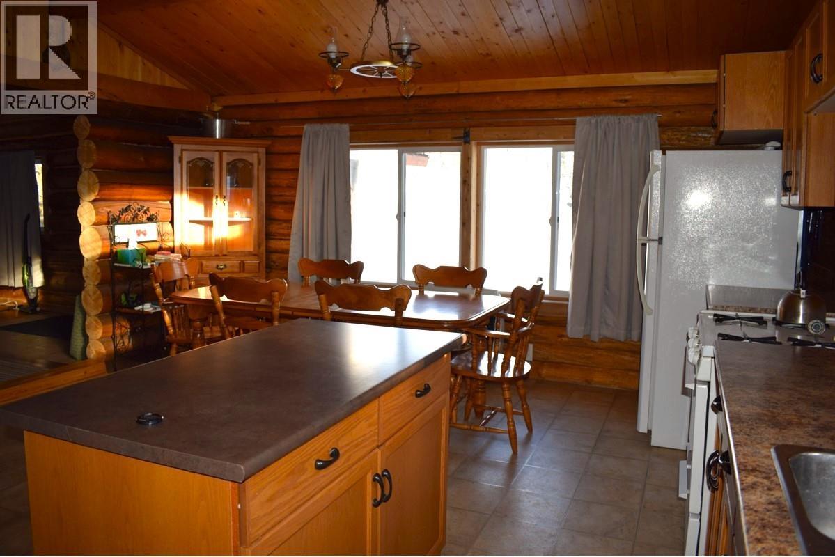 4425 Titetown Road, Quesnel, British Columbia  V2J 3H9 - Photo 8 - R3047689