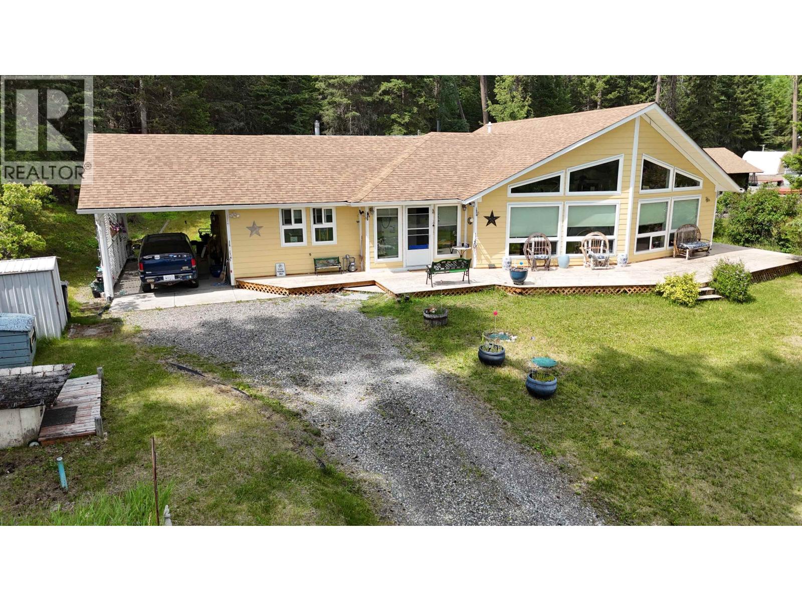 5328 Kallum Drive, 108 Mile Ranch, British Columbia  V0K 2Z0 - Photo 5 - R3047770