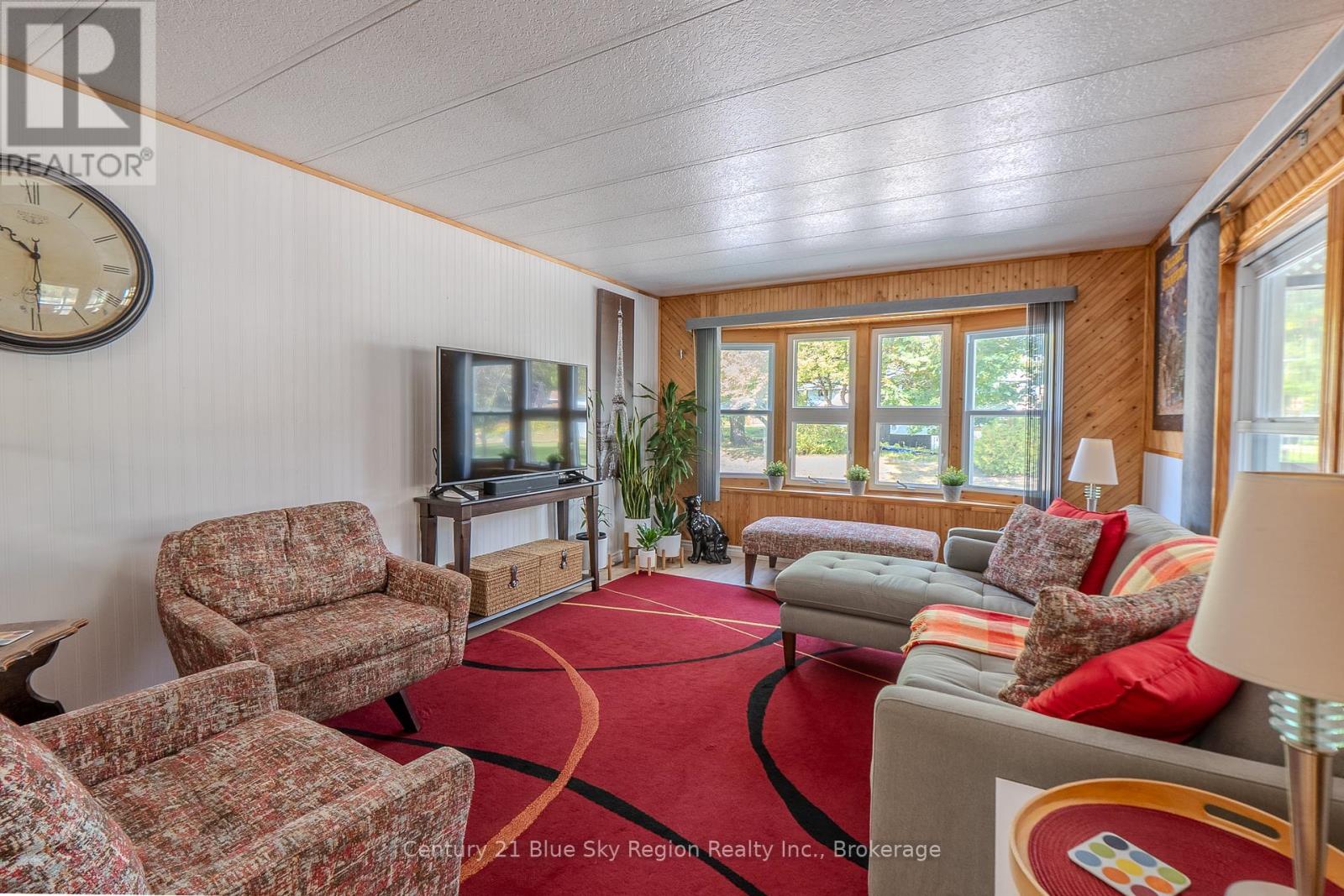 12 - 208 Little Down Lane, North Bay, Ontario  P1B 8G2 - Photo 4 - X12404571
