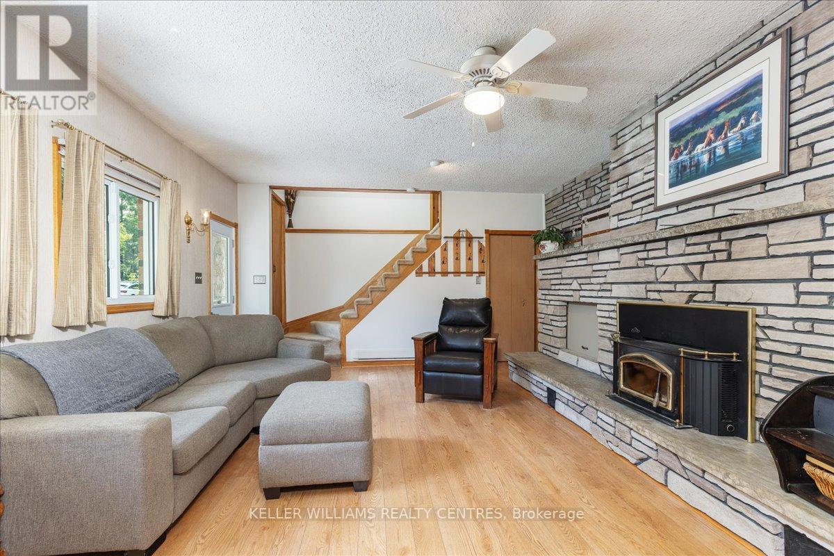 146 Queensville Side Road, East Gwillimbury, Ontario  L9N 0G2 - Photo 6 - N12404365