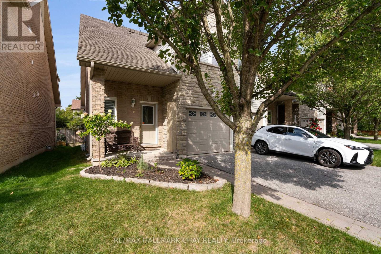 20 - 125 HURONIA ROAD, Barrie, Ontario