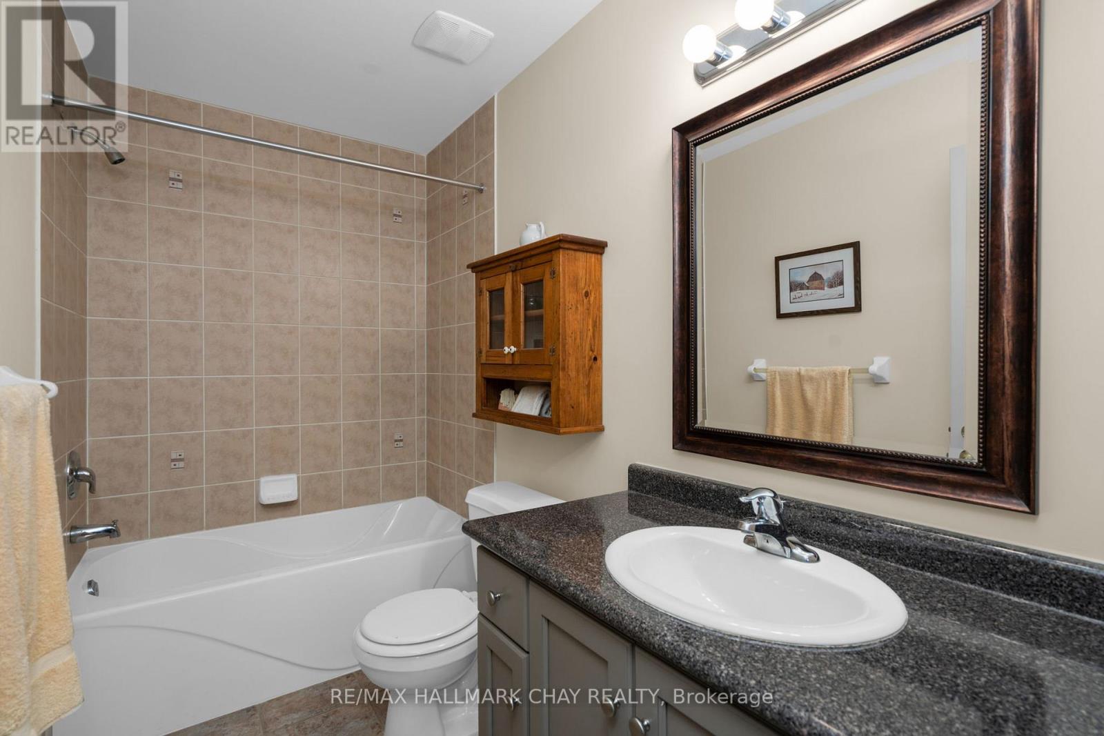 20 - 125 Huronia Road, Barrie, Ontario  L4N 4G1 - Photo 14 - S12404410