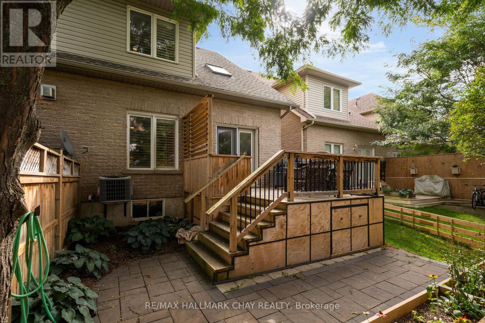 20 - 125 Huronia Road, Barrie, Ontario  L4N 4G1 - Photo 27 - S12404410