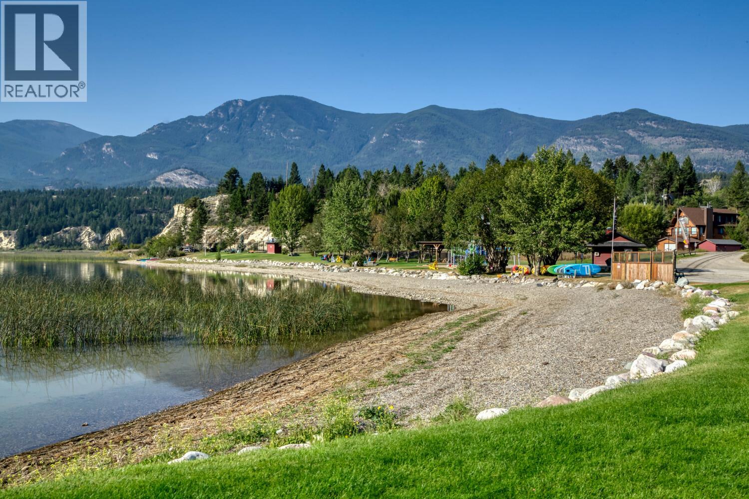4541 Columere Road, Fairmont Hot Springs, British Columbia  V0B 1L2 - Photo 3 - 10362861